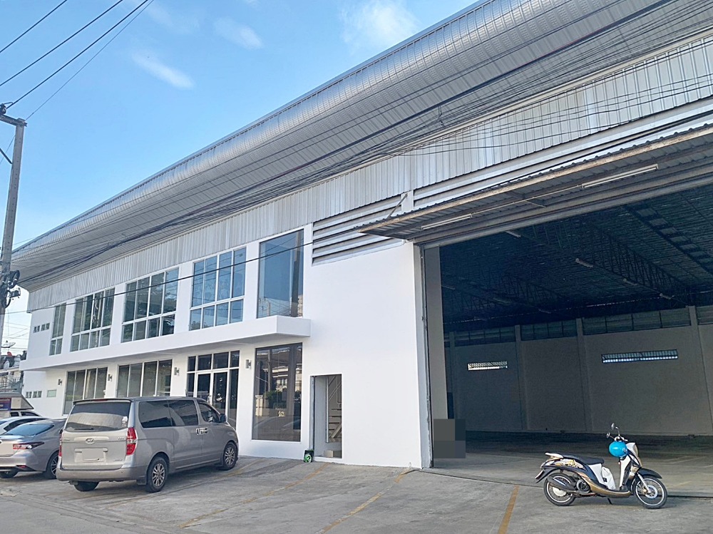 For RentWarehouseOnnut, Udomsuk : Warehouse for rent 900 sq.m. with office