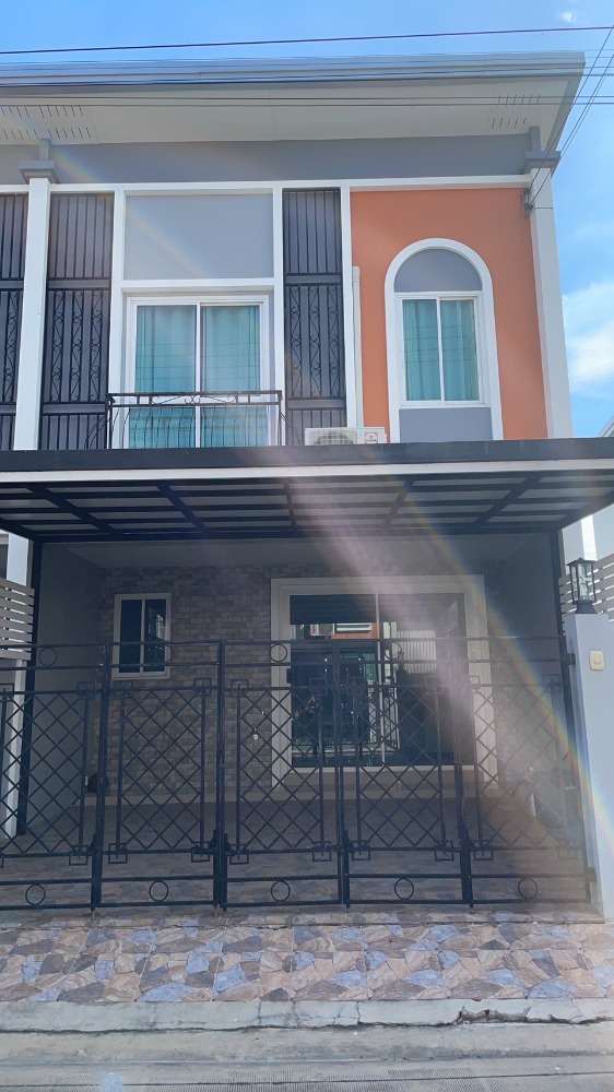 For RentTownhouseLadkrabang, Suwannaphum Airport : House for rent New Krungtapkreetra road