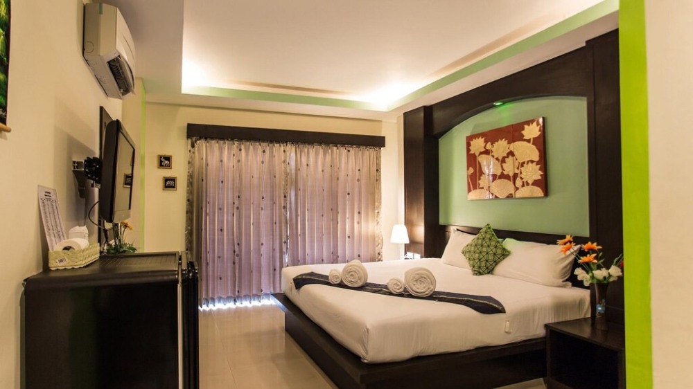 For SaleBusinesses for salePhuket : Hotel for sale Located Patong Phuket