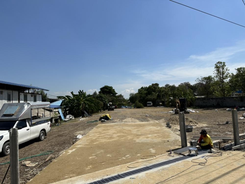 For RentLandPathum Thani,Rangsit, Thammasat : Land next to Kanchanaphisek Road, west.