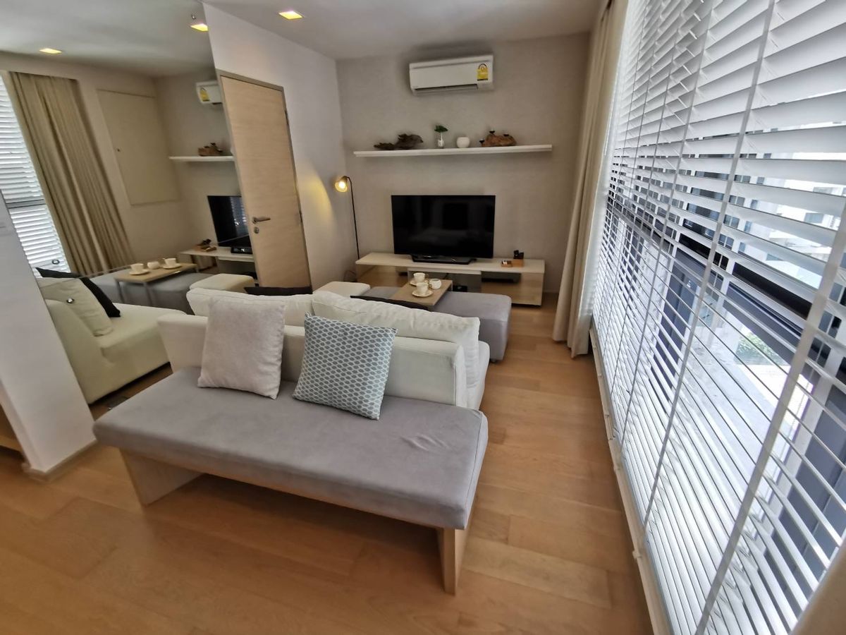 For RentCondoSukhumvit, Asoke, Thonglor : Condo LIV@49 Duplex 2 bedrooms, 2 bathrooms, area 82 sq m, Building B.