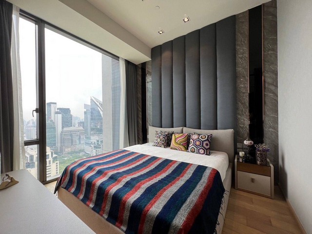 For RentCondoWitthayu, Chidlom, Langsuan, Ploenchit : Condo for sale and rent 28 Chidlom Central Chidlom View, 1 bedroom, 45 sq m., 33rd floor, fully furnished.