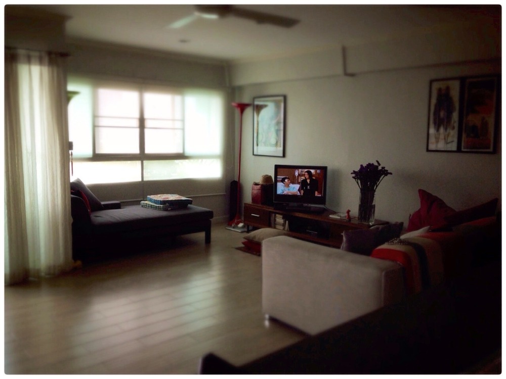 For RentCondoSukhumvit, Asoke, Thonglor : 96sqm Spacious Duplex 2 bedrooms for rent at Thonglor Tower