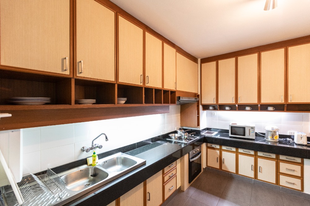 For RentCondoWitthayu, Chidlom, Langsuan, Ploenchit : Apartment 2 Bedrooms ner BTS Ploenchit