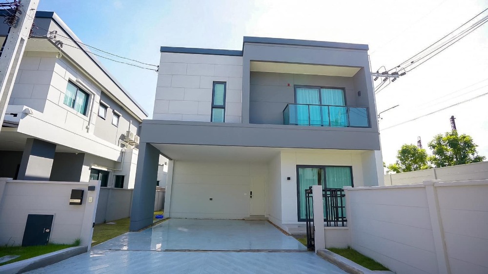 ขายบ้านบางนา แบริ่ง ลาซาล : บ้านเดี่ยว เซนโทร บางนา / 3 ห้องนอน (ขาย), Centro Bangna / Single House 3 Bedrooms (FOR SALE) CJ331