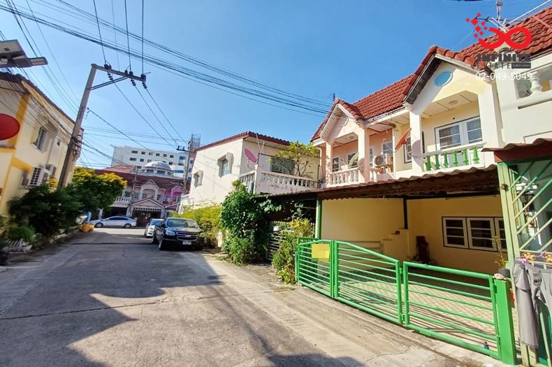 For SaleTownhouseNonthaburi, Bang Yai, Bangbuathong : 2-story townhouse for sale, Baan Jittakarn, Bang Yai, Kanchanaphisek Road.