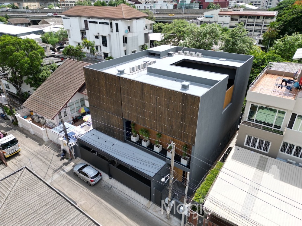 ขายบ้านพัฒนาการ ศรีนครินทร์ : ขายบ้านเดี่ยว บ้านใหม่ 4 ห้องนอน รามคำแหง 4 สวนหลวง กรุงเทพฯ