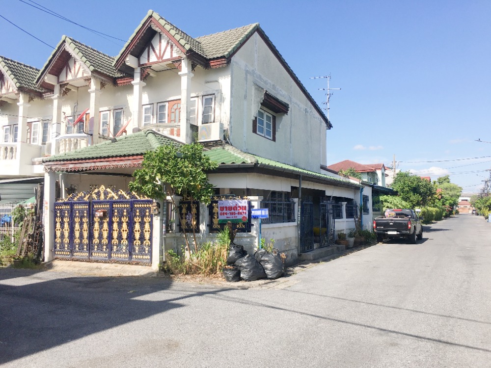 For SaleTownhouseNawamin, Ramindra : House, townhouse for sale, Military Reserve Village Phraya Suren 28, Ramintra 109, Bang Chan, Khlong Sam Wa, Minburi