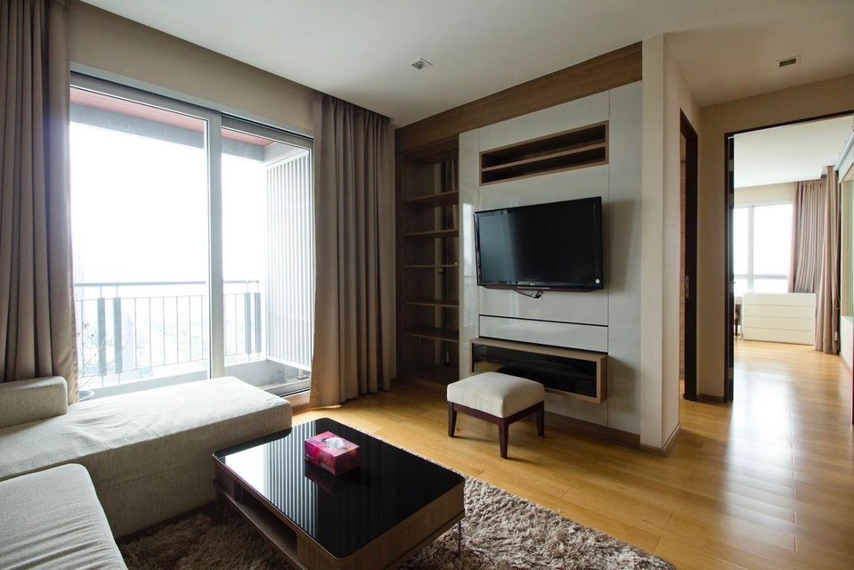 For RentCondoRama9, Petchburi, RCA : Luxury condo for rent, The Address Asoke, 2 bedrooms, 2 bathrooms, 41st floor, very beautiful view.