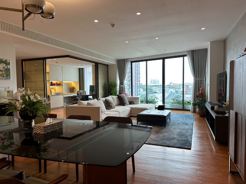 For SaleCondoSukhumvit, Asoke, Thonglor : Selling at cost!! Luxury condo LA CITTA DELRE THONGLOR 16, beautifully decorated, furniture from Chanintr, owner has never rented it out #selling at cost #ready to complete all conditions