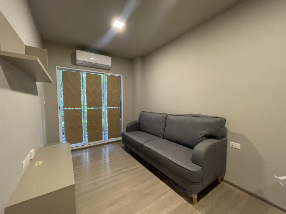 For SaleCondoPinklao, Charansanitwong : For sale: 2 bedrooms, room being decorated Complete with everything, very specail, maximum cashback 600,000 baht.