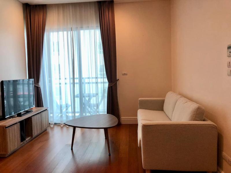 For RentCondoSukhumvit, Asoke, Thonglor : For Rent Bright Sukhumvit 24 1 Bedroom 1 Bathroom 67 sqm