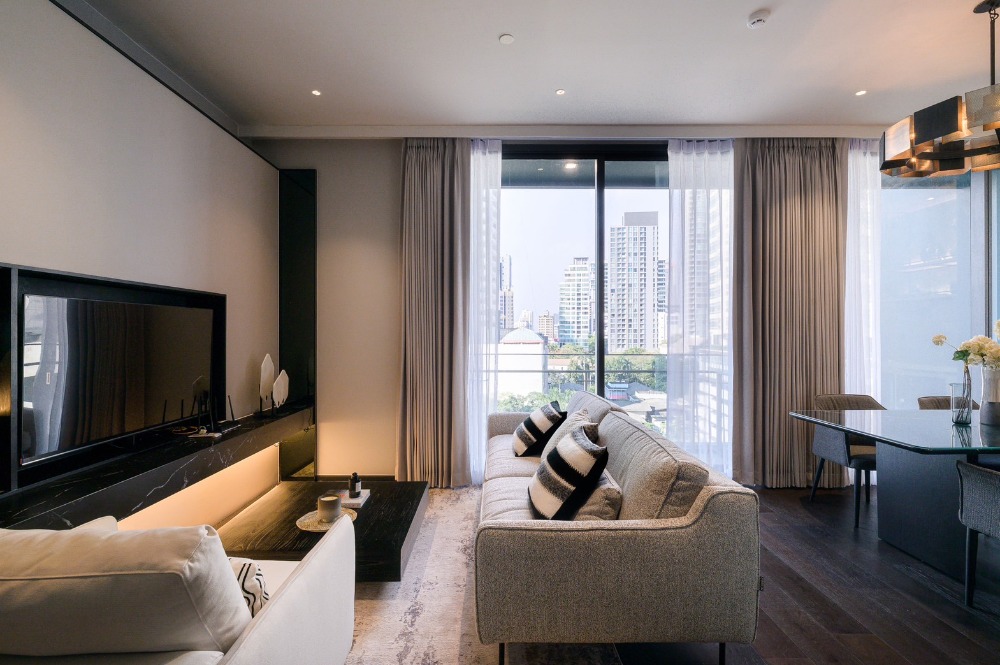 ให้เช่าคอนโดสุขุมวิท อโศก ทองหล่อ : LAVIQ Sukhumvit 57 - Fully Furnished 2 Beds Condo for Rent!