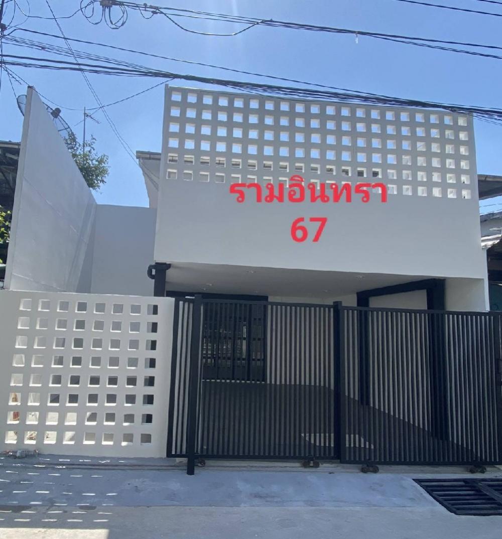 For SaleTownhouseNawamin, Ramindra : 2-story townhome with terrace in front of the house, Soi Ramintra 67, Bang Khen, Tha Raeng, Pink Line. Ramintra-At Narong Expressway, Sukhapiban 5, Fashion Island