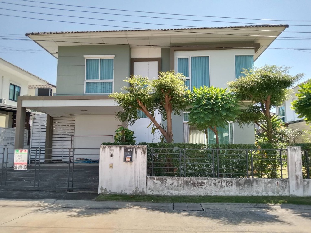 For SaleTownhouseSamut Prakan,Samrong : Single house for sale, The Trust Srinakarin-Phraeksa. Call 0999983897