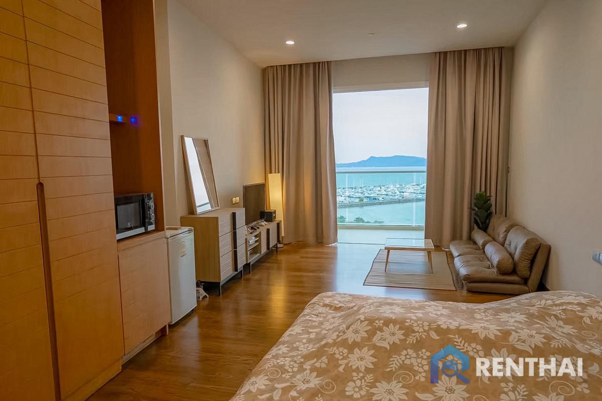 For SaleCondoPattaya, Bangsaen, Chonburi : Movenpick Residences Beach front condominium in Najomtien beach studio 48 sq.m. Sea view