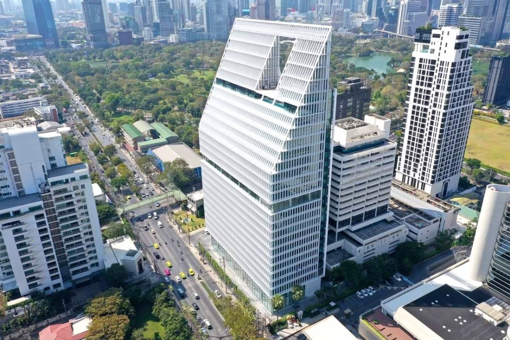 For RentOfficeWitthayu, Chidlom, Langsuan, Ploenchit : Office building 140 Wireless office for rent Wireless Road and Sarasin Road area, near Lumpini Park, only 100 meters.