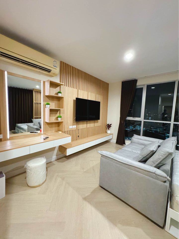 For RentCondoLadprao, Central Ladprao : Condo for rent Life @ Ladprao 18 70 sq m. 2 Bed, beautiful room, near MRT Ladprao 150 meters.