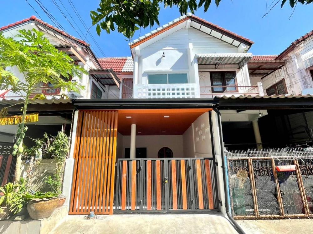 For SaleTownhouseNawamin, Ramindra : 2-story townhouse, Patcharat Village, Khubon, Siam Thanon Road, Tha Raeng, Bang Khen, Khan Na Yao, Fashion Island, Km. 8, Panya Ramintra Golf Course. Synphaet Hospital, Ramindra, Pink Line Jazz Green Khubon