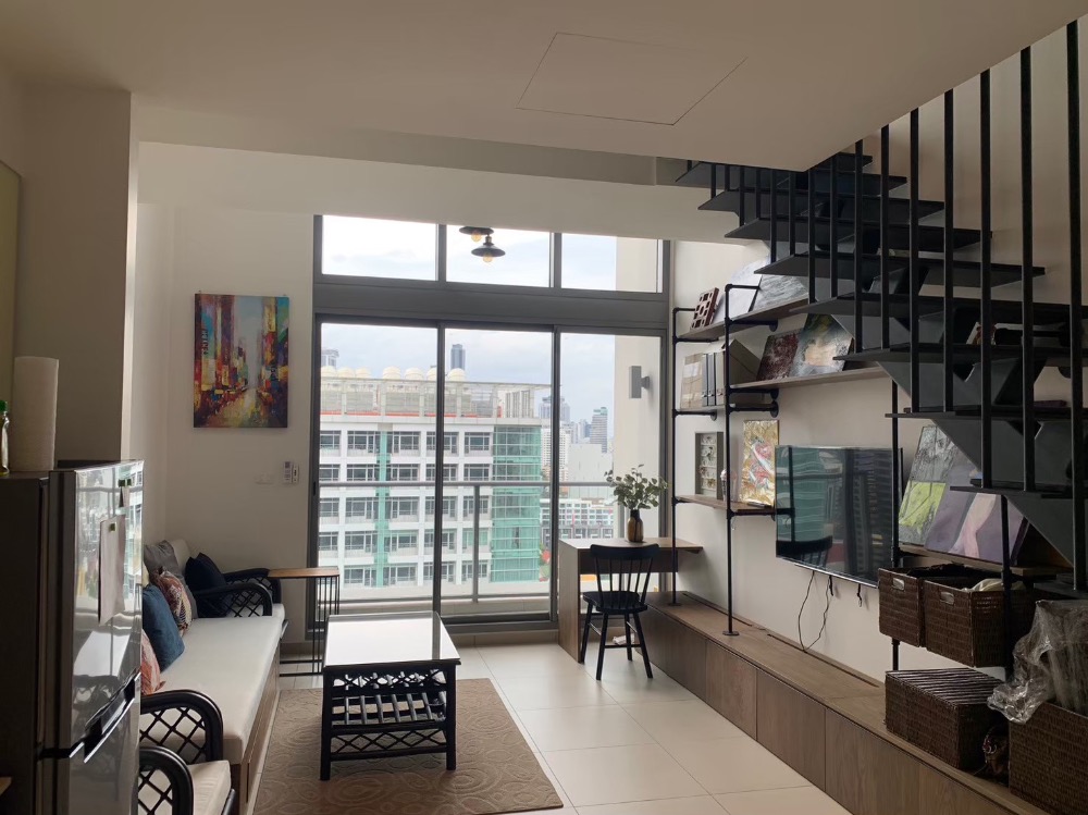 For RentCondoSukhumvit, Asoke, Thonglor : 📌For RENT | The Lofts Ekkamai - 1BR Duplex (46.76sqm) 30,000 THB