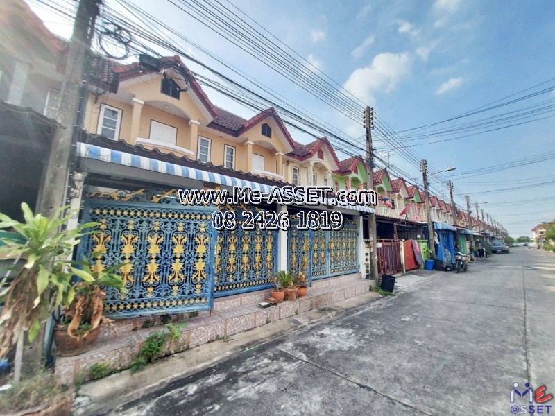 For SaleTownhousePhutthamonthon, Salaya : Townhouse for sale in Phutthamonthon Sai 4, Krathum Lom, Phetkasem, Om Noi, Rai Khing areas: Chatmanee Village 2: 2 floors, 16 sq m (2 houses next to each other, price per house): CODE JN-91308