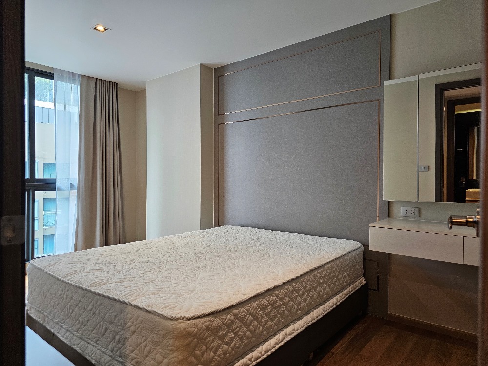 For RentCondoSiam Paragon ,Chulalongkorn,Samyan : Altitude Define【𝐑𝐄𝐍𝐓】🔥 Modern condo, very beautiful wood floor Next to Four Phraya Road Near MRT Sam Yan 🔥 Contact Line ID: @hacondo