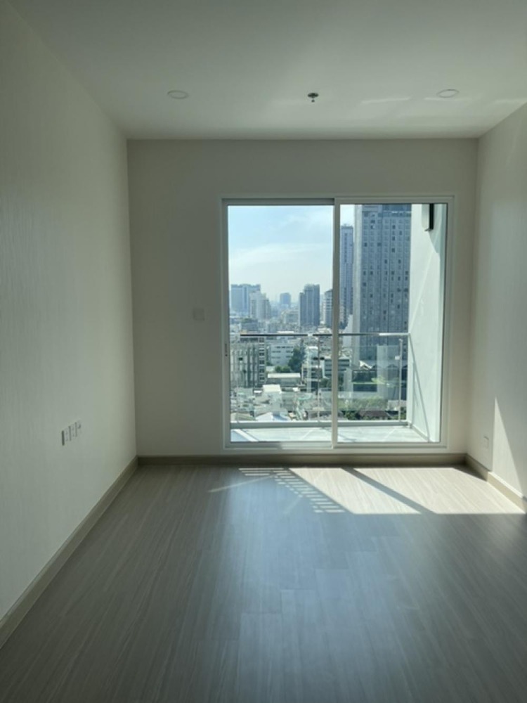 For RentCondoSiam Paragon ,Chulalongkorn,Samyan : Supalai Premier Si Phraya - Samyan【𝐑𝐄𝐍𝐓】🔥 New room, a lot of space! City in the city center High floor, near Sam Yan Mit Town Ready to move in 🔥 Contact Line ID: @hacondo