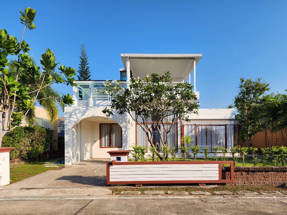 For SaleHouseCha-am Phetchaburi : Vacation home for sale, corner plot, 80.3 sq m, minimalist Mediterranean style, fully furnished, has a rooftop for parties. Ready to move in