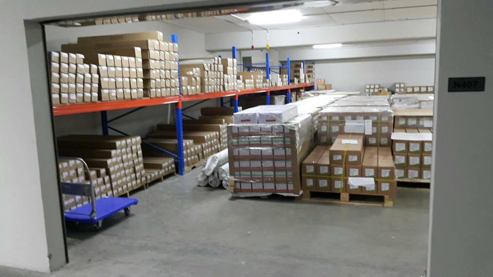 For RentWarehouseVipawadee, Don Mueang, Lak Si : Warehouse for rent, Narita Building, 30-200 sq m, Muang Thong-Chaengwattana 095-390-8899