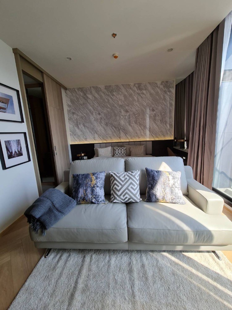 For RentCondoWitthayu, Chidlom, Langsuan, Ploenchit : Condo for rent: Noble Ploenchit, beautifully decorated room, fully furnished. Ready to move in.