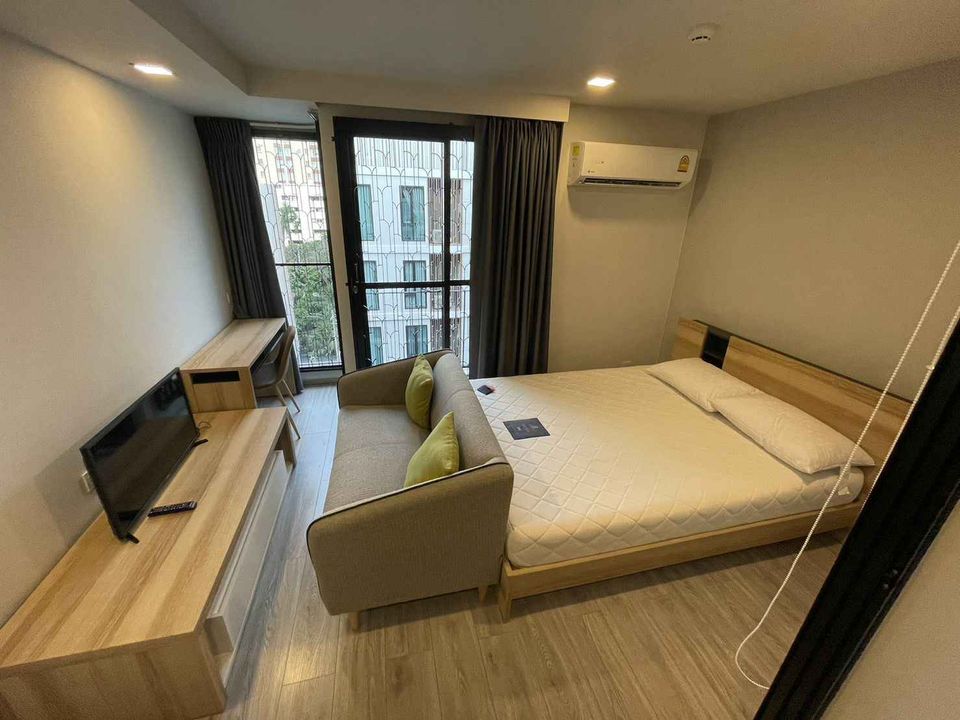 For RentCondoRatchathewi,Phayathai : Condo for rent, pet friendly, Maestro 14 Siam - Ratchathewi, near BTS Ratchathewi.