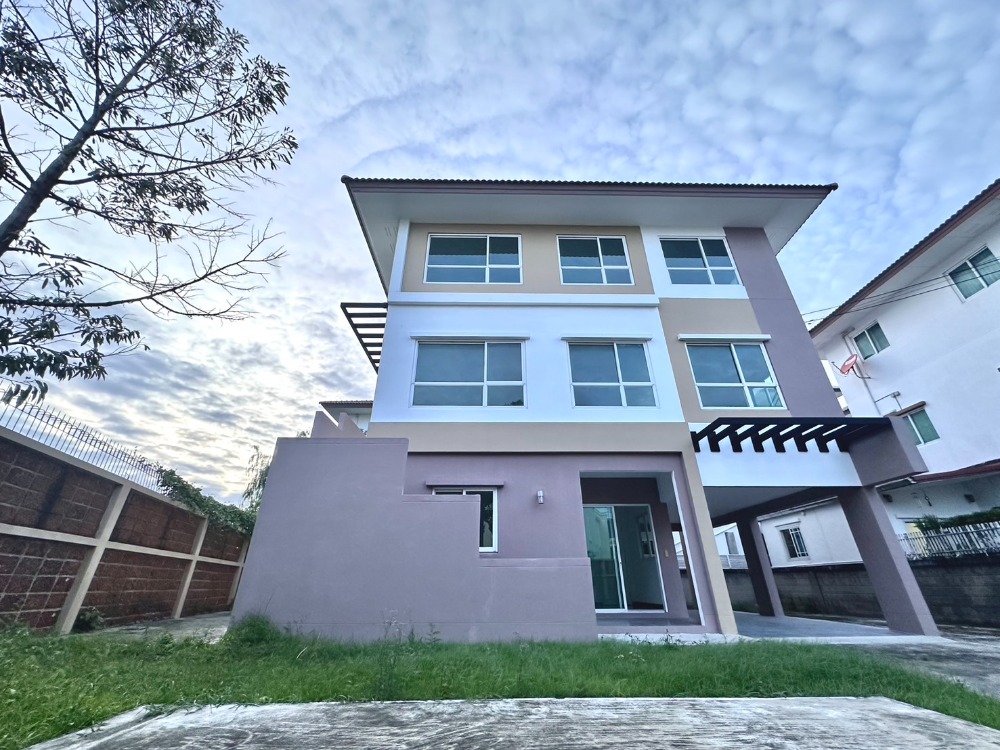 For SaleHouseRama5, Ratchapruek, Bangkruai : For sale, large detached house, lots of space, Casa Ville Ratchaphruek-Chaengwattana, 180 sq m., 75.8 sq m, negotiable.