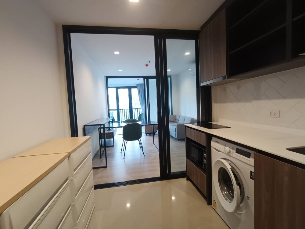 For RentCondoLadprao, Central Ladprao : For rent (For Rent) Condo: The Line Phahon Yothin Building B 🔸️Type: 2 bedrooms, 2 bathrooms 🔸️Area: 65 sq m.