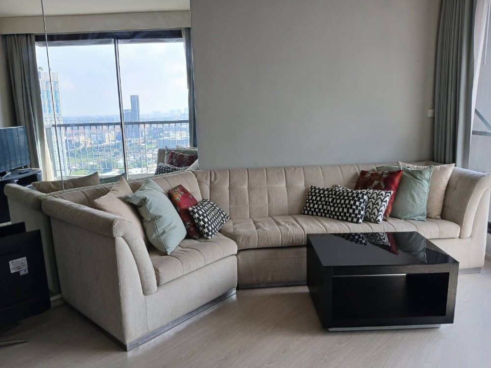 For RentCondoOnnut, Udomsuk : 📌Condo for rent Rhythm Sukhumvit 44/1 📌 Line : @jhrcondo