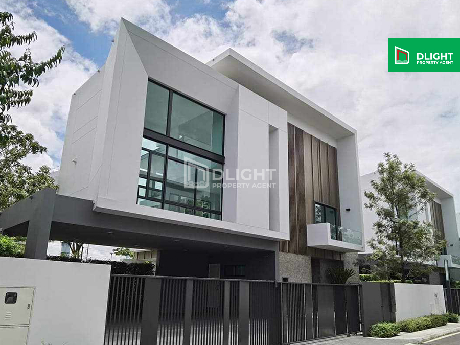 For SaleHousePattanakan, Srinakarin : 3-story detached house, Nantawan Krungthep Kreetha, 102.1 sq m, 380 sq m, 4 bedrooms, 5 bathrooms, price 45 million baht.