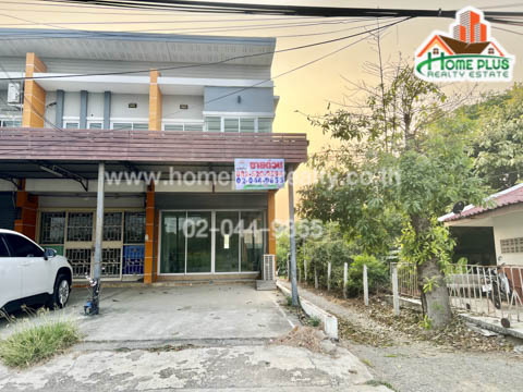 For SaleShop HouseAng Thong : 2-story commercial building near Pa Ngio intersection Ang Thong Province Good location next to the main road behind the edge.