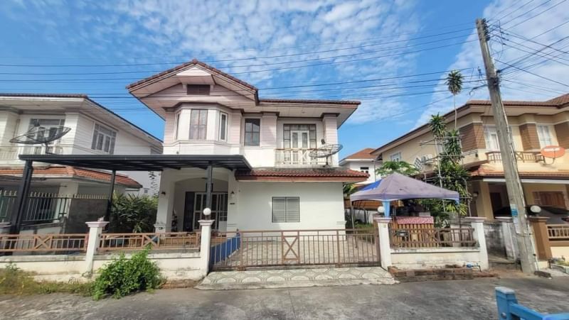 For SaleHouseSriracha Laem Chabang Ban Bueng : Second-hand house for sale, cheap price, good condition (Thararin Village, Sriracha - Na Phrao)