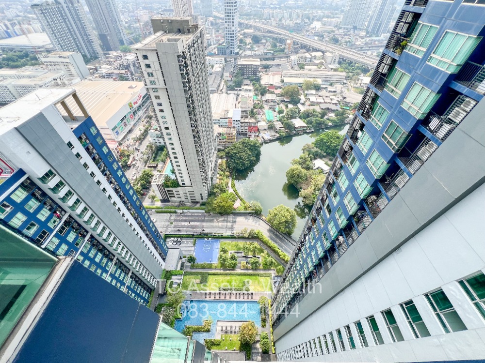 For SaleCondoOnnut, Udomsuk : 🔥vUrgent! The Base Sukhumvit 77, 1 bedroom, 30.33 sq m, 35+ floor, pool view and canal view, fully furnished, room in very good condition. Never rented out🔥only 2.85 million!