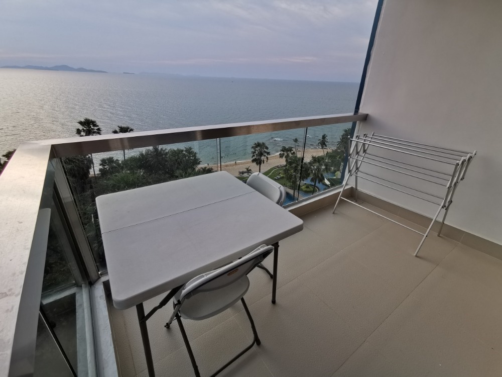 For SaleCondoPattaya, Bangsaen, Chonburi : For sale condo The Palm wongamat beach 2 beds direct Sea view sunset (S03-0540)