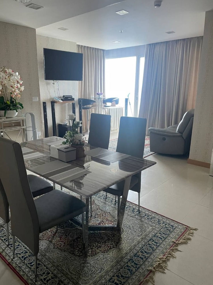 For RentCondoPattaya, Bangsaen, Chonburi : For rent The palm wongamat Beach front pattaya (S03-1375)