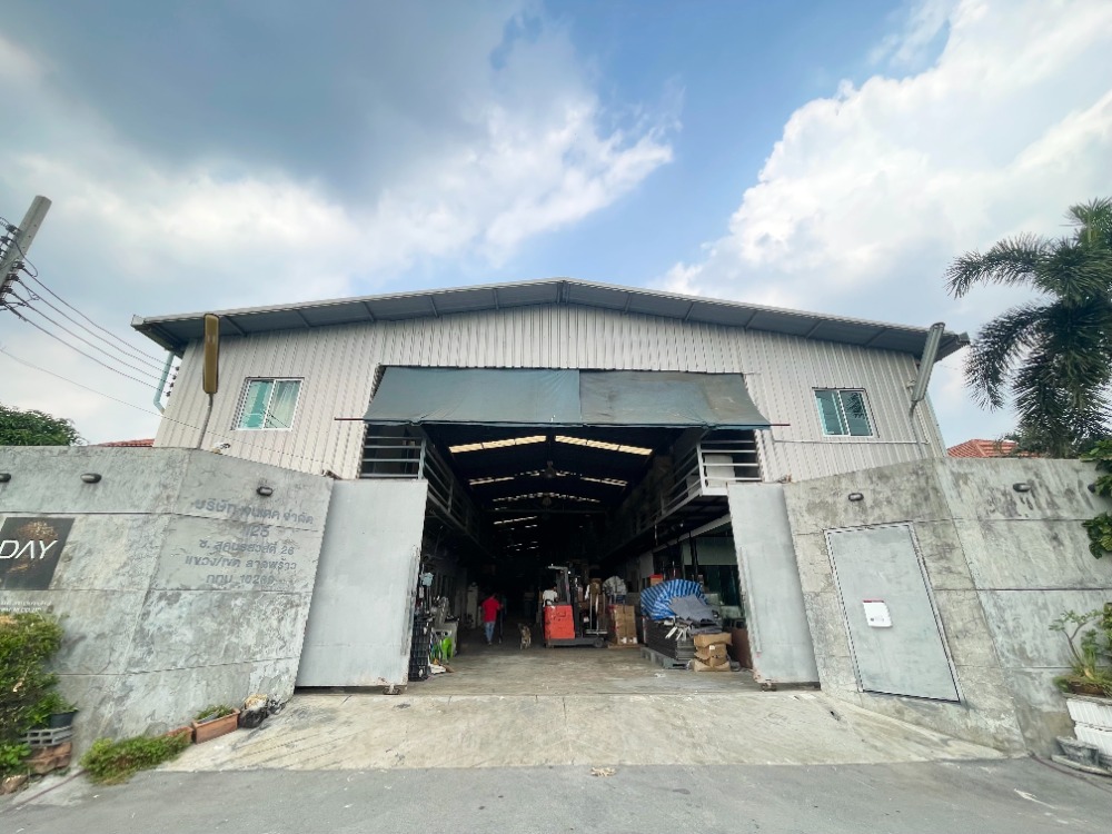 For SaleWarehouseKaset Nawamin,Ladplakao : Warehouse for sale, commercial area, agriculture, Nawamin, Lat Phrao, along the expressway, Ekkamai, Ramindra, Soi Sukonthasawat 26, Bangkok