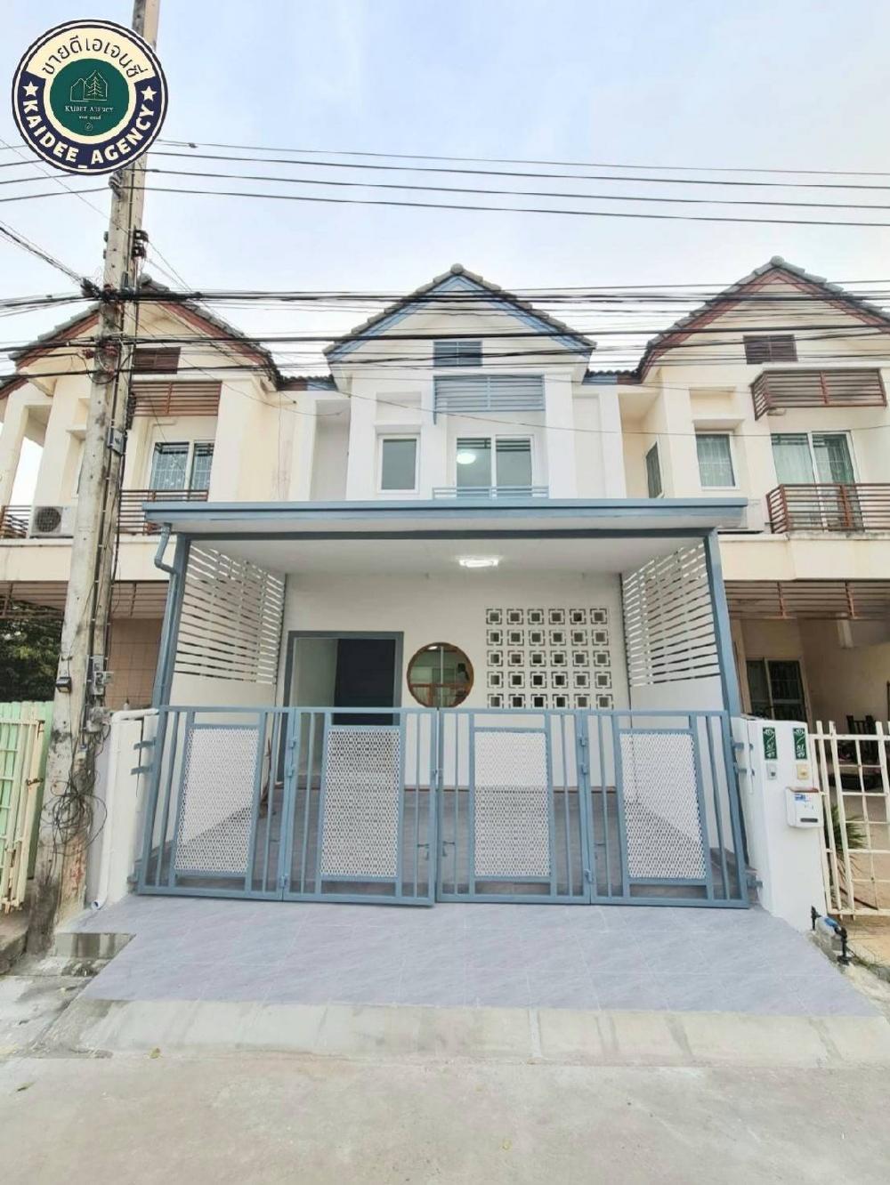 For SaleTownhomePathum Thani,Rangsit, Thammasat : 2-story townhouse, newly decorated, plus furniture, Buntharik New Style Village, Lam Luk Kat, Phra Chao Sai Road, Khlong 4, Lat Sawai, Pathum Thani Future Park, Rangsit, Lat Sawai Central Market. Rangsit-Nakhon Nayok, New Nimit, Sai Mai, Dream World, Wat