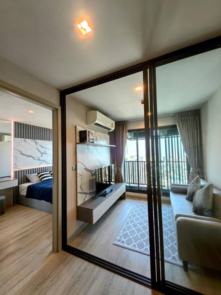 For RentCondoLadprao, Central Ladprao : 🔐#PN2401_110🔐 Available and ready to move in Feb. 2025 🗓️Floor Renovation (35.78 sq. m. 1 storey, 1 bathroom) 𝐋𝐢𝐟𝐞 𝐋𝐚𝐝𝐩𝐫𝐚𝐨