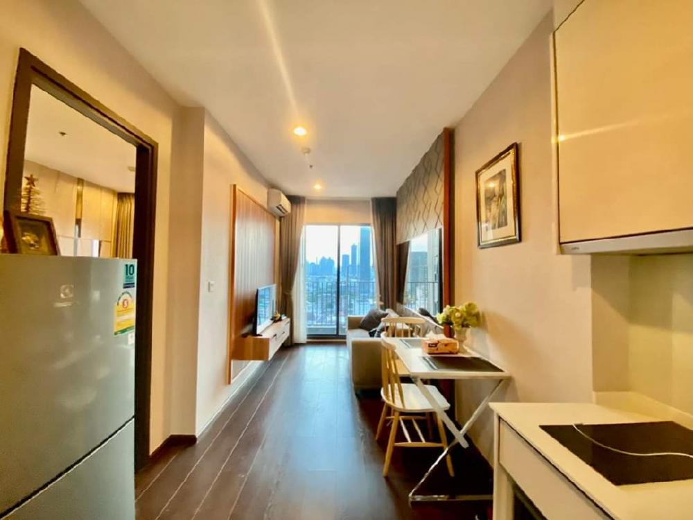 ให้เช่าคอนโดสุขุมวิท อโศก ทองหล่อ : For rent 😉🌿 C ekkamai condo 32sqm 17 floor