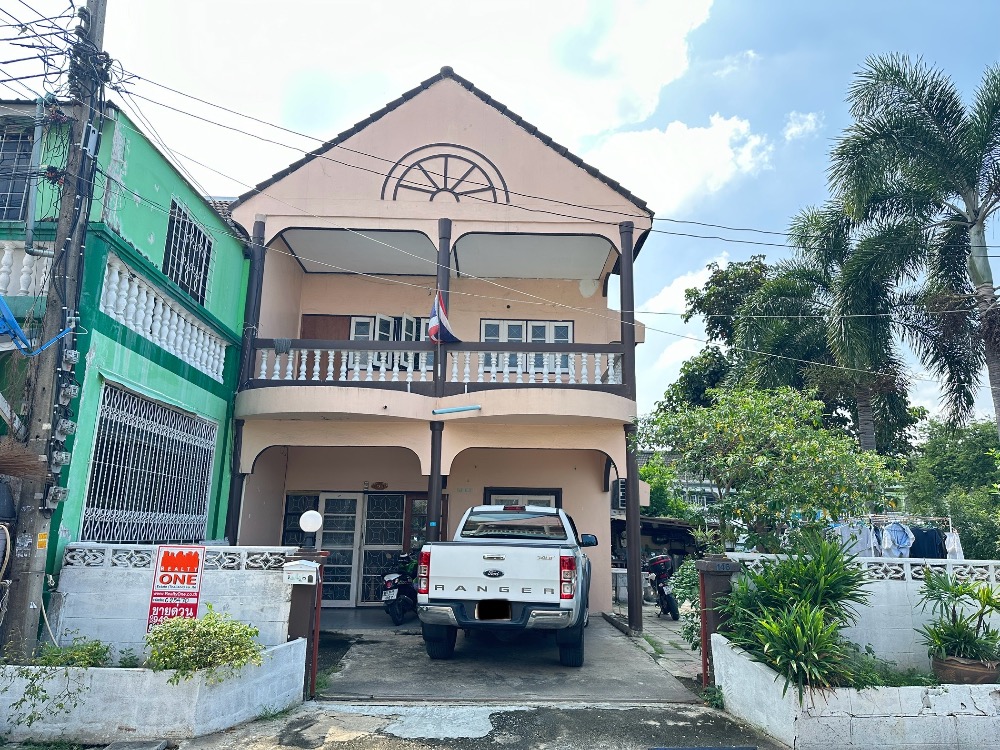 For SaleHouseVipawadee, Don Mueang, Lak Si : House for sale in Phiphonpong Village 1, land size 60 sq m., house next to the entrance and exit behind Si Mum Mueang Market, Sanambin Subdistrict, Don Mueang District, Bangkok.