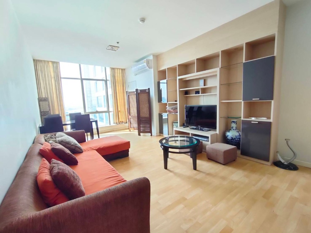 For SaleCondoWongwianyai, Charoennakor : Condo for sale, Baan Sathorn-Chao Phraya, 74.15 sq m., river view, fully furnished, very cheap price. Condo with river view, good location in the heart of the city, convenient travel, lots of food, hotel style.