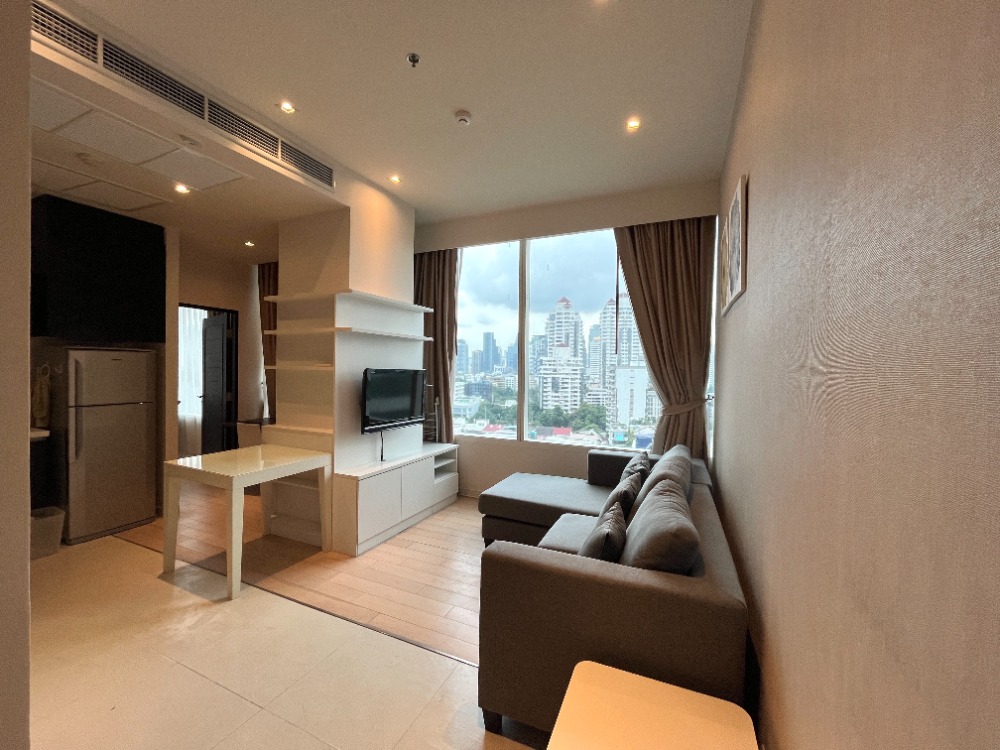 ขายคอนโดสุขุมวิท อโศก ทองหล่อ : Hot deal! Eight Thonglor Residence ทำเล CBD ใกล้ BTS ทองหล่อ ราคาเด็ดบนทำเลปัง ลงทุนไม่มีผิดหวัง ใจกลางทองหล่อ ข้างล่างตึกและใกล้ๆมี Premium community mall