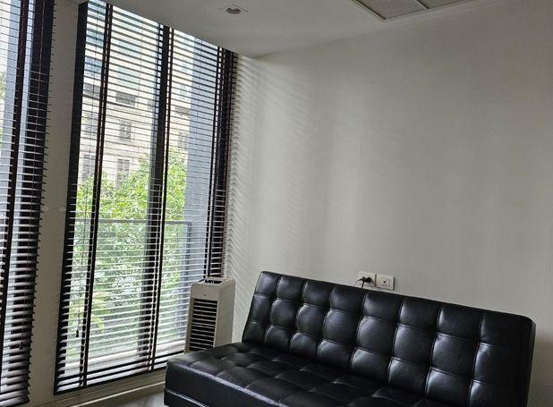 For SaleCondoWitthayu, Chidlom, Langsuan, Ploenchit : For Sale Noble Ploenchit 1 Bed 10.5 mb