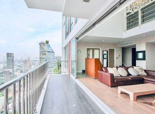 For SaleCondoSukhumvit, Asoke, Thonglor : For Sale Fullerton 4 Bed 60 mb