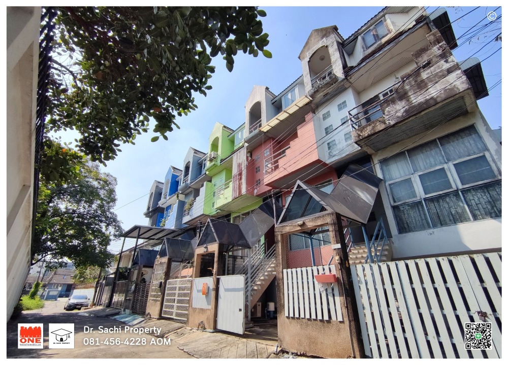 For SaleTownhouseKasetsart, Ratchayothin : Townhome for sale, 4 floors, 19 sq.wa., 5 bedrooms, near Major Ratchayothin, Chandrakasem Rajabhat University.